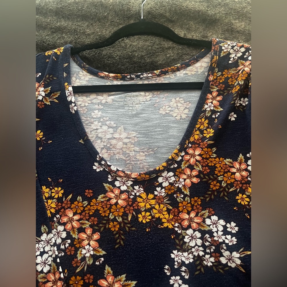 Maurice’s Long Sleeved Shirt